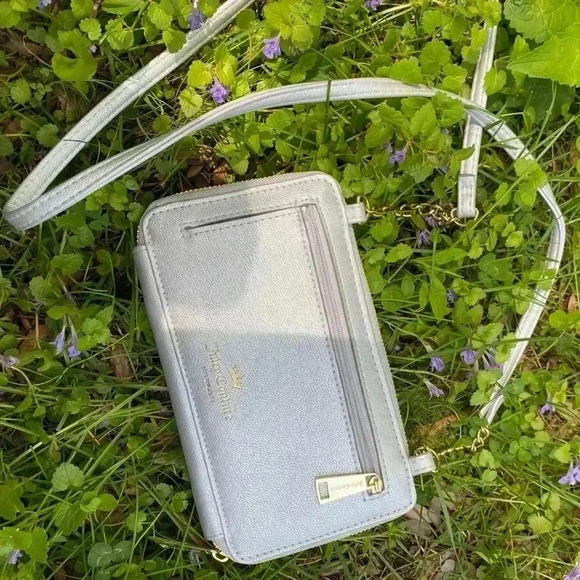 JUICY COUTURE SILVER CROSSBODY WALLET WITH PEARLS - Picture 4 of 9